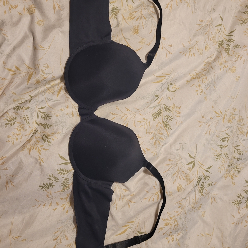 Smooth Black T-Shirt Bra
